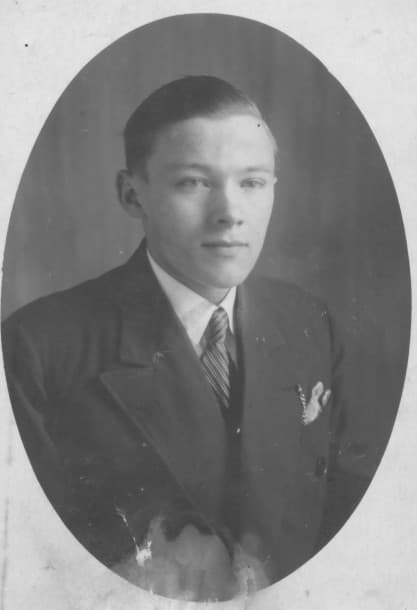 Bodosi Dániel 1913 július 27-én született Baróton.